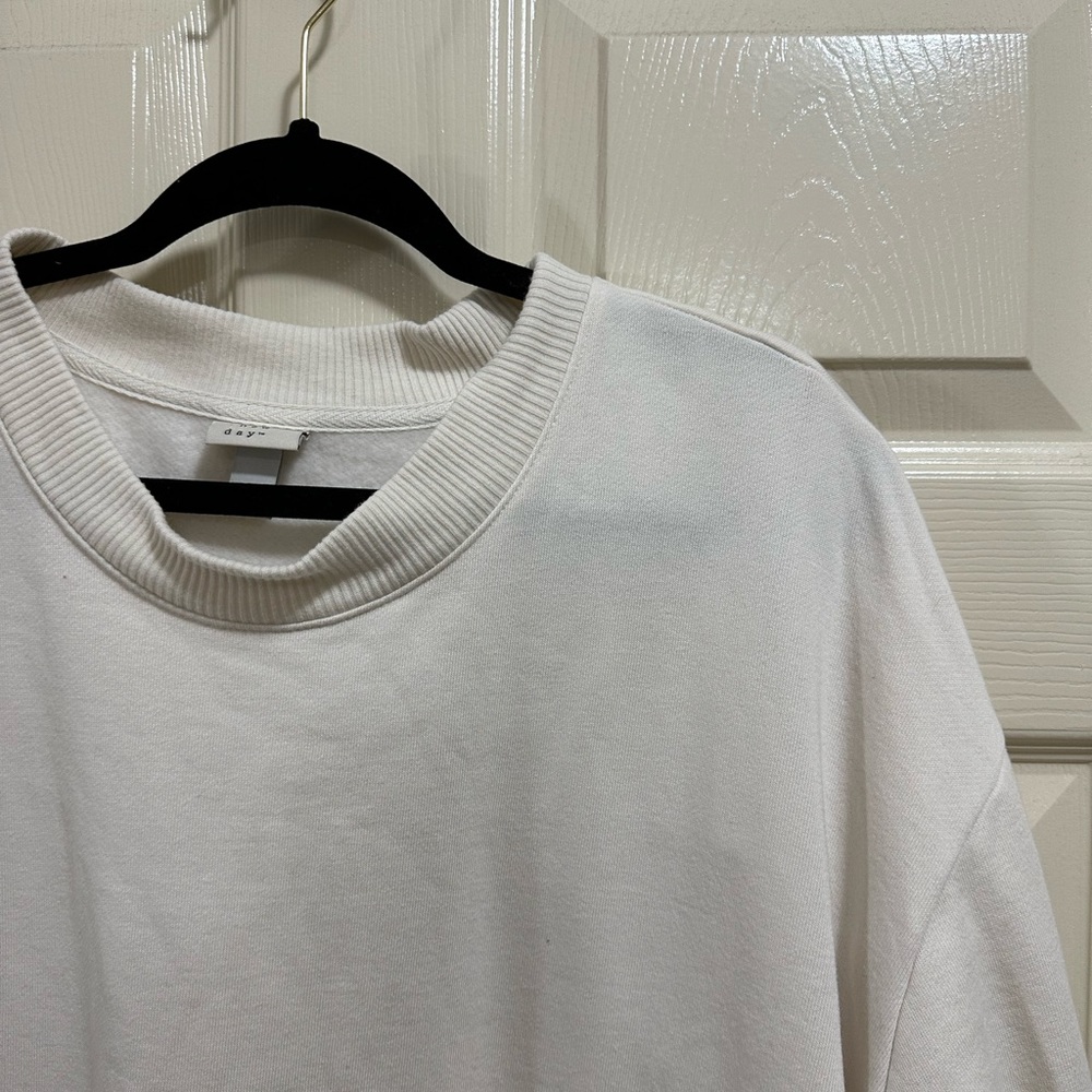 A new day crewneck cream colored sweatshirt size 3X - Picture 3 of 4